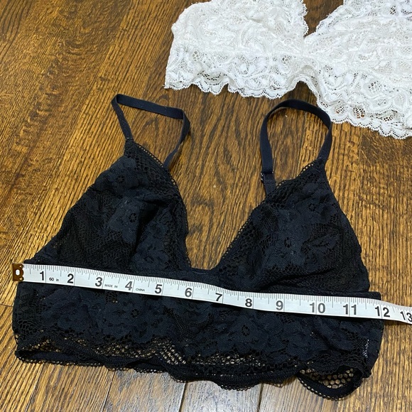 EUC Forever 21 Lace bralette bundle - Picture 3 of 11